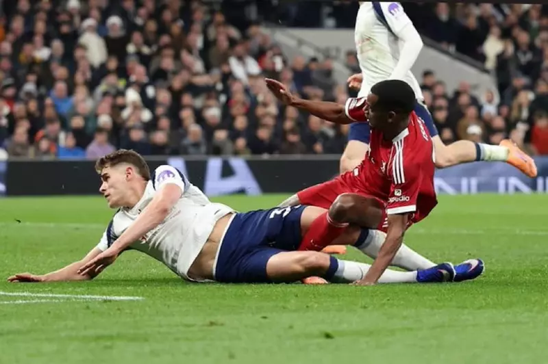 بعد إصابة إيزاك.. هل يتحرك ليفربول لضم مهاجم جديد في يناير؟